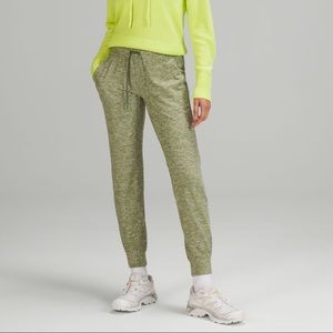 Ready to Rulu fleece jogger